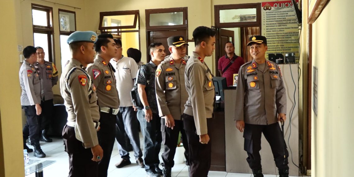 Kapolres Kampar Silaturahmi Ke Polsek Bangkinang Kota