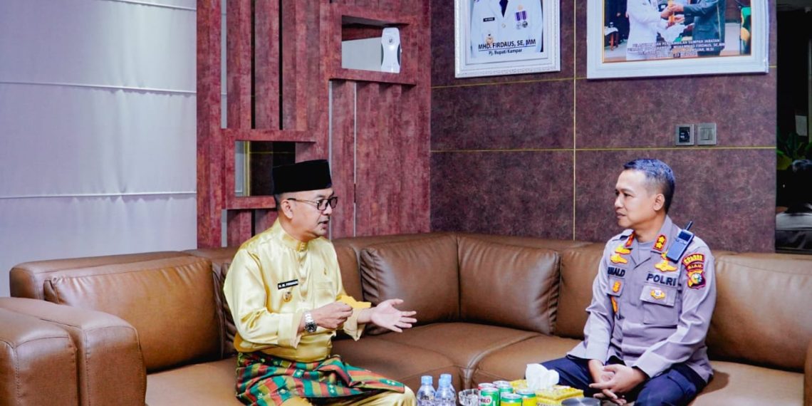 Baru Menjabat, Kapolres Kampar Silaturahmi dengan Bupati Kampar