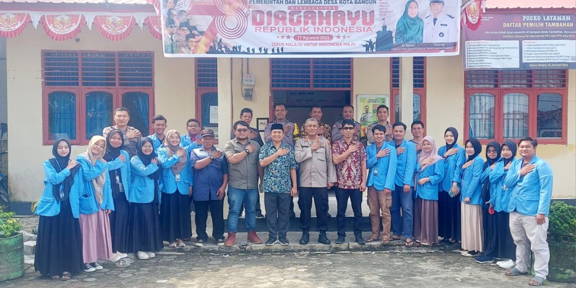 Kapolsek Tapung Hilir AKP Jurfredi SH Lakukan Silaturahmi dan Perkenalan Melalui Program Jum’at Curhat Perdananya di Desa Kota Bangun