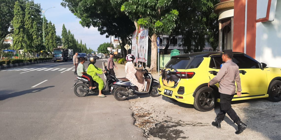 Polres Kampar Lakukan Strong Point Dalam Rangka Operasi Zebra 2023 di Seluruh Wilayah