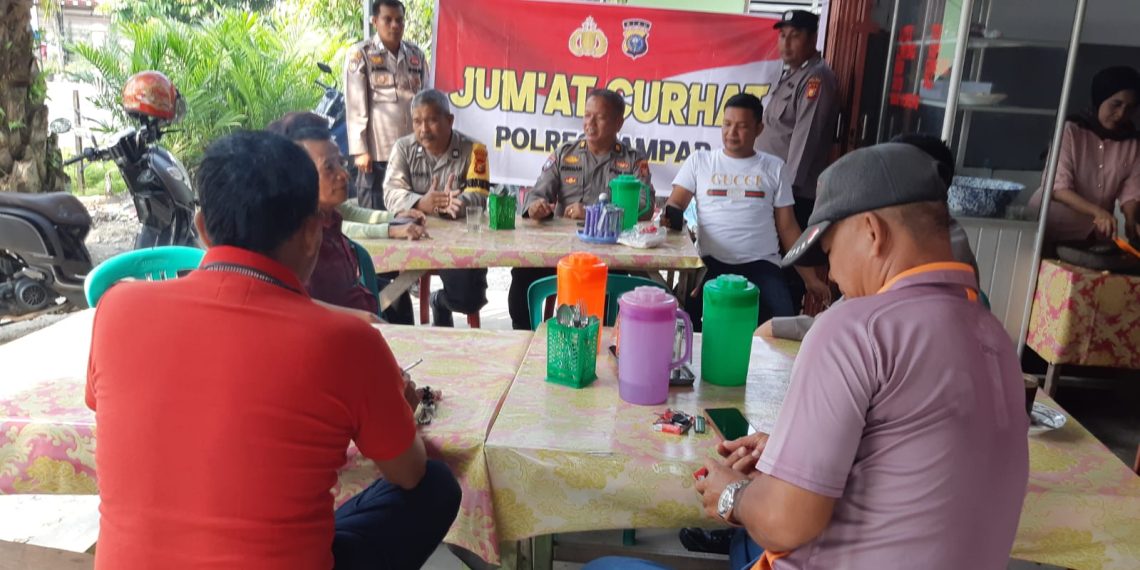 Jum’at Curhat, Satbinmas Polres Kampar Tampung Keluh Kesah Masyarakat Muara Uwai