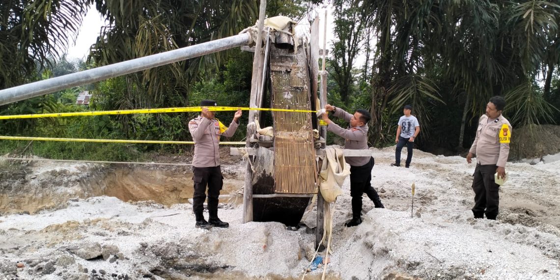 Polsek Tambang Pasang Police Line di 3 Lokasi Kuari Diduga Ilegal