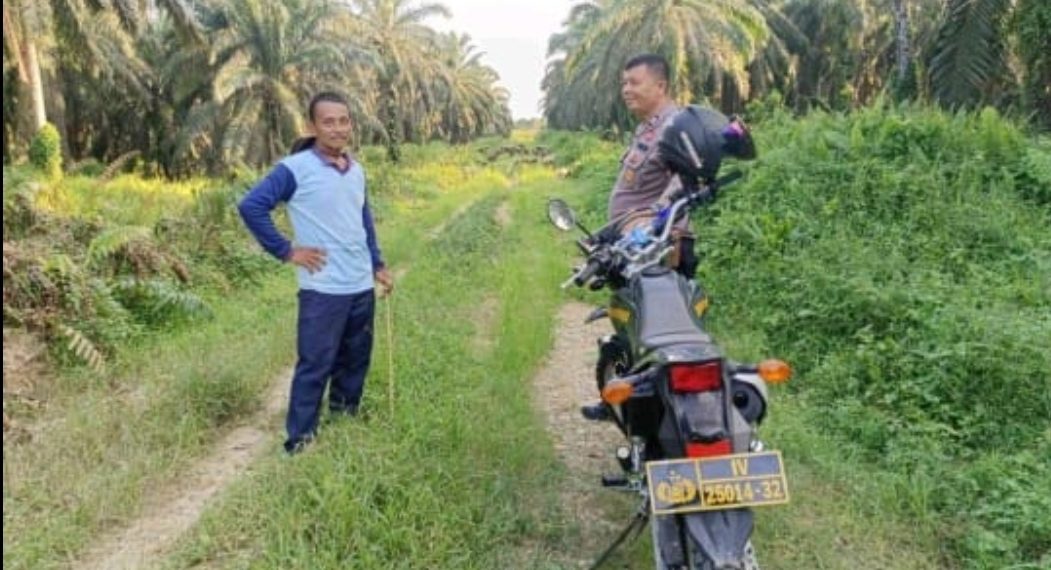 Polsek Tapung Patroli Karlahut di Desa Petapahan