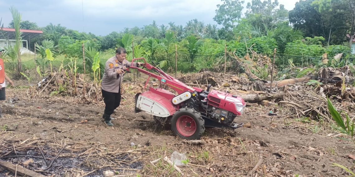 Polsek Siak Hulu Inisiasi Pemanfaatan Lahan Kosong atau Lahan Tidur Menjadi Kebun