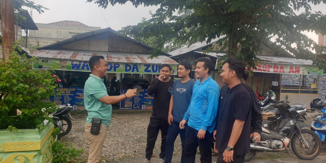 Polres Kampar Laksanakan Giat Cooling Sistem Pemilu Tertib, Aman dan Damai 2024 di depan warung Da Zul Kota Bangkinang Kab. Kampar