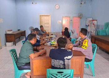 Polsek Tapung Hilir Sosialisasi Pemilu Damai di Kantor KUD