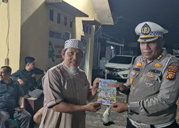 SUKSESKAN PEMILU 2024, DITLANTAS POLDA RIAU GELAR PATROLI SAMBANG HINGGA KE POS RONDA