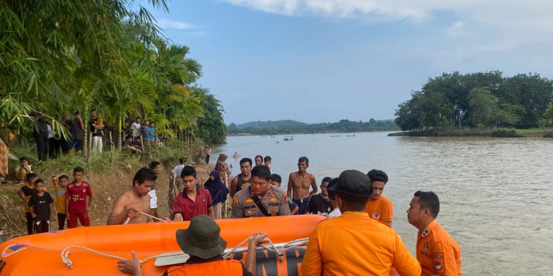 Sampan Terbalik, 5 Orang Tenggelam dan Seorang Balita 4 Tahun Belum Ditemukan