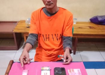 Rumah Pelaku Narkoba di Desa Mentulik di Obok-obok Polsek Kampar Kiri Hilir