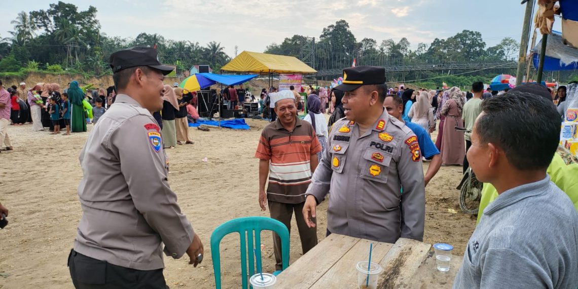 Kapolsek Tambang Tinjau Tradisi Balimau Kasai di Kuapan dan Padang Luas