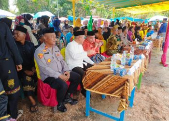 Polsek Tapung Hilir Kerahkan 13 Personil Amankan Kegiatan Balimau Kasai di 3 Desa Sepanjang Sungai Tapung