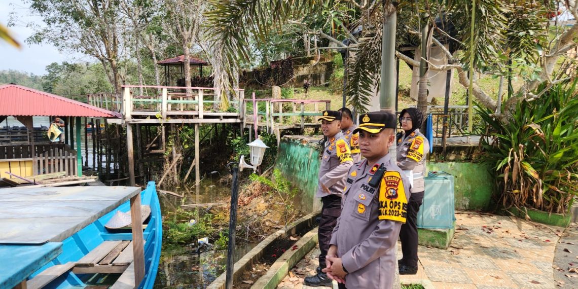 Kapolres Kampar patroli tempat Wisata Memberikan Himbuan