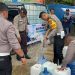 Rangka HUT Lalu Lintas ke-69, Satlantas Polres Kampar Bagi-bagi Air Bersih di Tapung Hulu dan Cooling Sistim pilkada Damai 2024