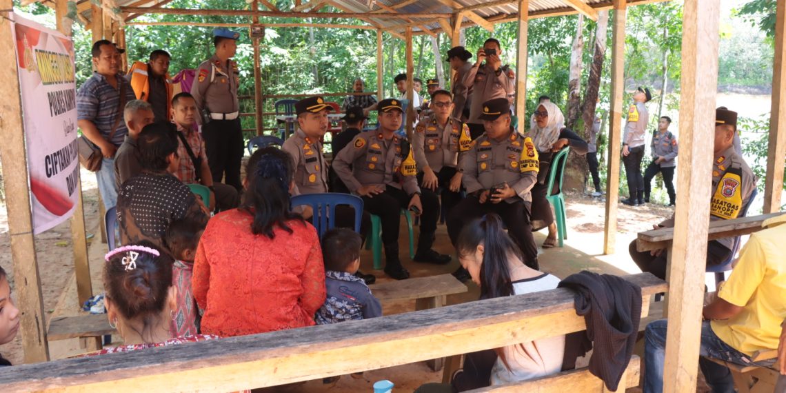 Polres Kampar Laksanakan Sambang Dan Memberikan Penyuluhan Kepada Masyarakat, Cegah Paham Radikalism