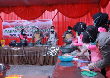 Polres Kampar Sediakan Dapur Umum, Bantu Makanan Bergizi Gratis untuk Siswa!