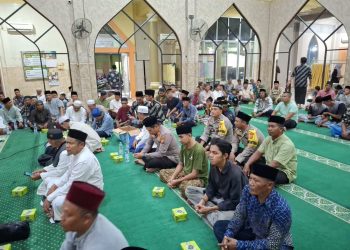 Polsek Tapung Hilir Berbaur dengan Masyarakat, Shalat Tarawih Keliling di Masjid Al Muttaqin Desa Kota Bangun!