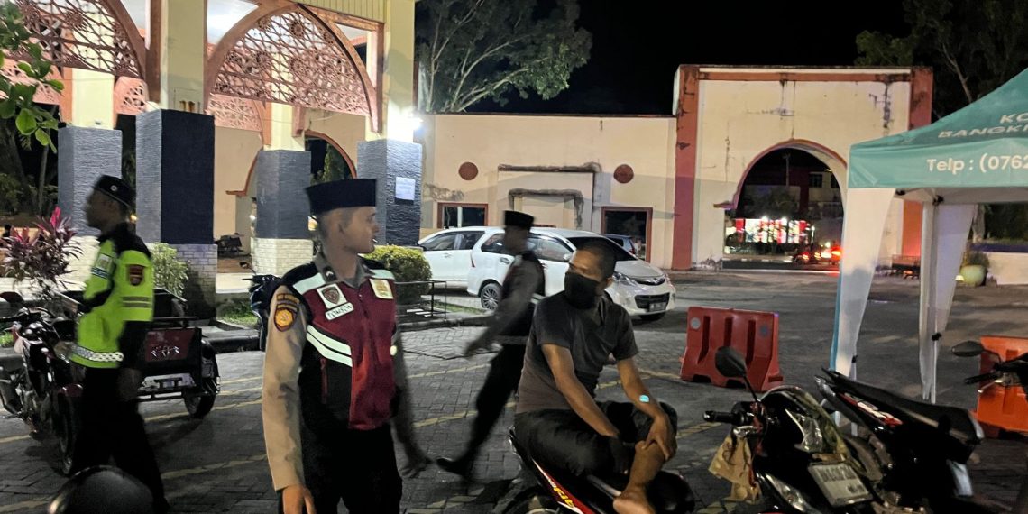 Polres Kampar Patroli dan Amankan Sholat Tarawih di Bulan Ramadan, Jaga Kondusifitas Ibadah!