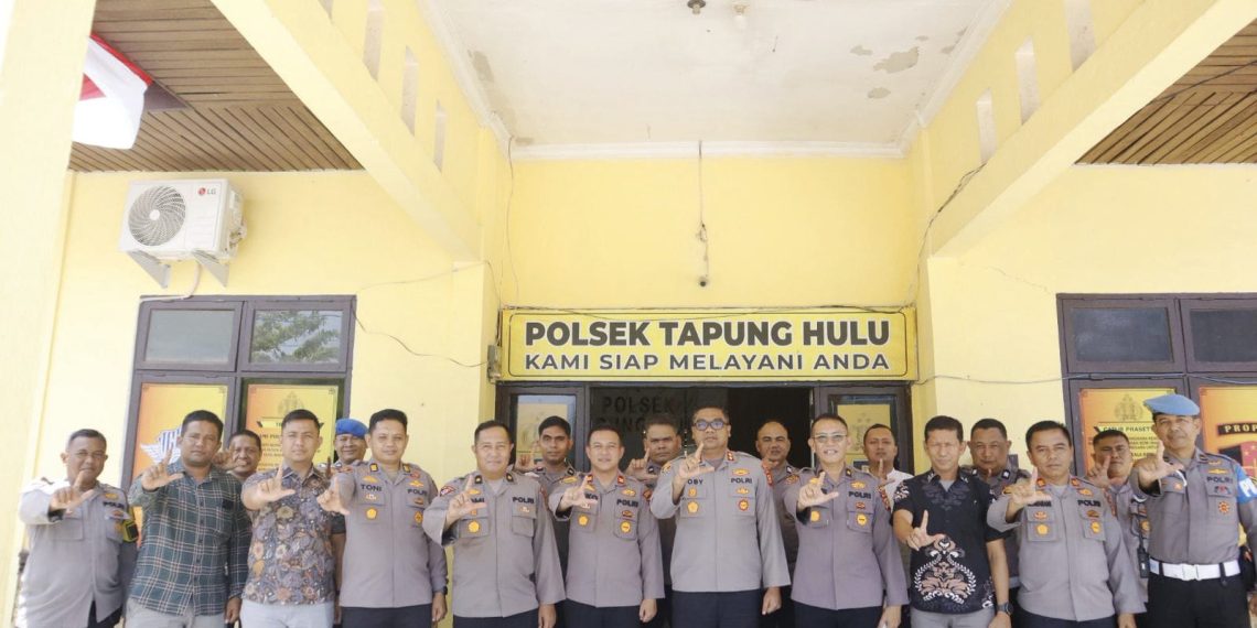 Kapolres Kampar Berkunjung ke Polsek Tapung Hulu, Beri Suntikan Semangat dan Bantuan untuk Masjid Al-Ikhlas!