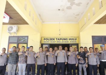 Kapolres Kampar Berkunjung ke Polsek Tapung Hulu, Beri Suntikan Semangat dan Bantuan untuk Masjid Al-Ikhlas!
