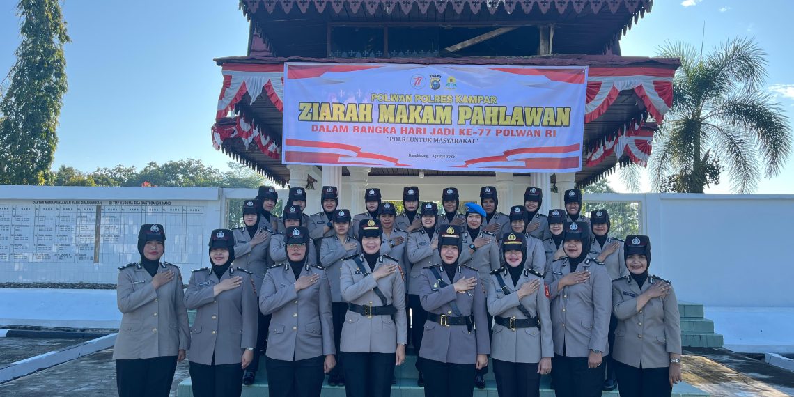 “Jejak Pahlawan Jadi Motivasi!” Polwan Polres Kampar Ziarah ke TMP, Siap Lanjutkan Perjuangan untuk Kamtibmas Kondusif!
