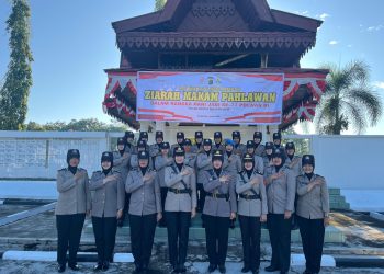 “Jejak Pahlawan Jadi Motivasi!” Polwan Polres Kampar Ziarah ke TMP, Siap Lanjutkan Perjuangan untuk Kamtibmas Kondusif!