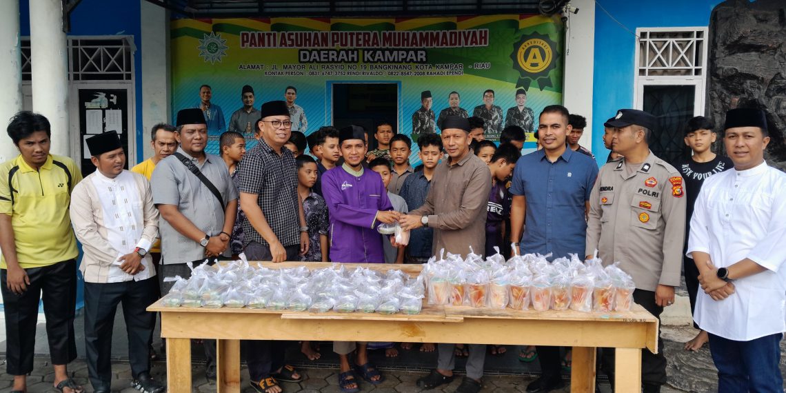 Ramadhan Penuh Berkah, Polres Kampar Hadirkan Senyum di Panti Asuhan Putra Muhammadiyah!