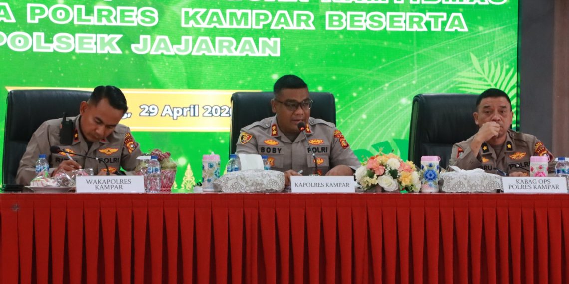 Polres Kampar Gelar Rapat Evaluasi, Paparkan Kondisi Kamtibmas dan Realisasi Anggaran hingga April 2026