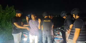 TIM RAGA RES KAMPAR LAKSANAKAN PATROLI HUMANIS MALAM HARI, BERI HIMBAUAN RAMAH UNTUK JAGA KAMTIBMAS DI BANGKINANG