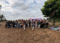 POLSEK CERENTI PIMPIN PENANAMAN JAGUNG – LAHAN KOSONG JADI PRODUKTIF UNTUK KESEJAHTERAAN MASYARAKAT”