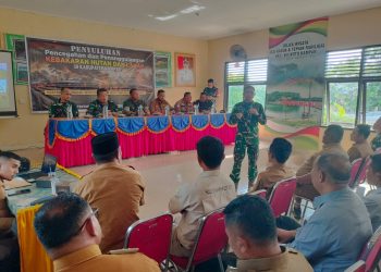 Cegah Sebelum Terbakar: Tim Pamen Mabes TNI Gelar Sosialisasi Karhutla di XIII Koto Kampar, Perkuat Deteksi Dini & Sinergi Warga